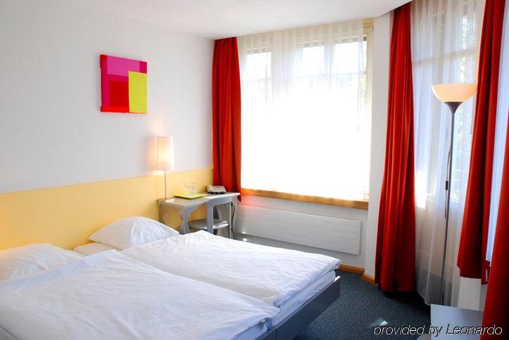 Waldhorn Hotel 3*