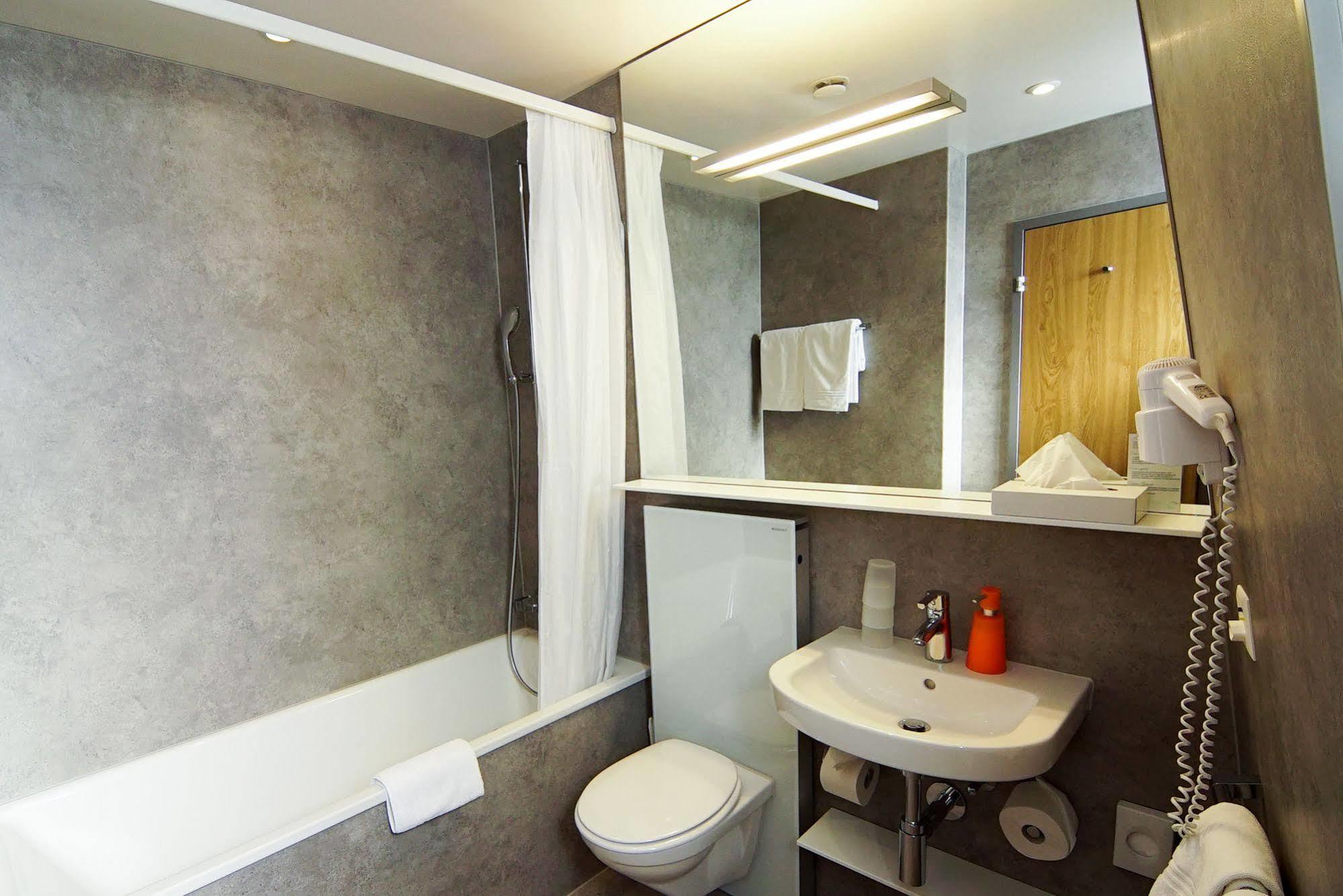 Hotel Waldhorn 3*