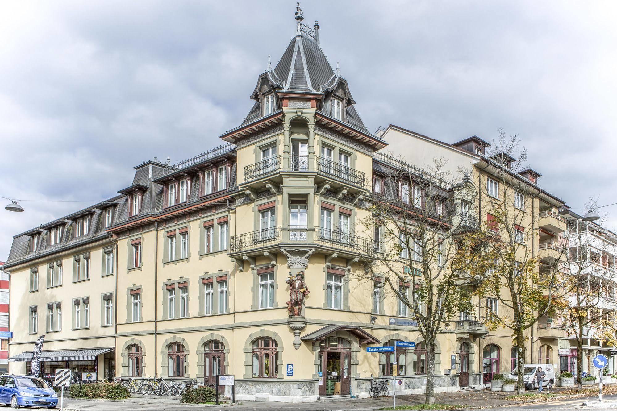 Waldhorn Hotel